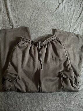 Forever 21 Baggy Wide Leg Flare Cargo Sweatpants